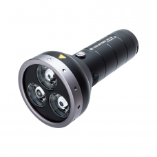 Lanterna Ledlenser MT18 3000 lúmens recarregável